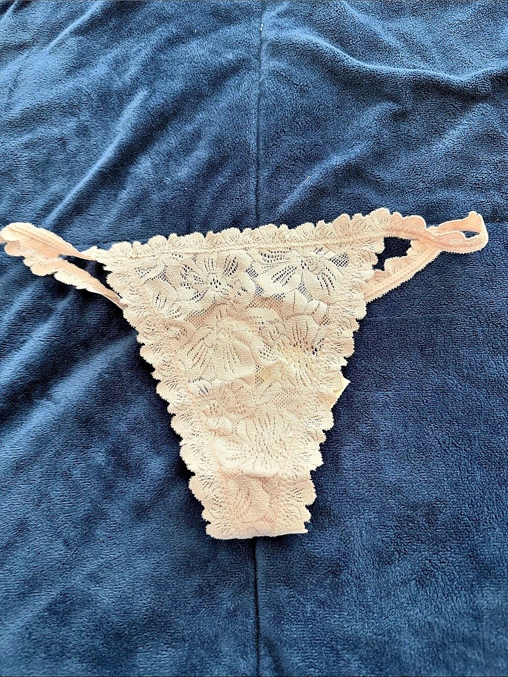 Aerie Lace Bikini Panty in Pink Size Small NWT